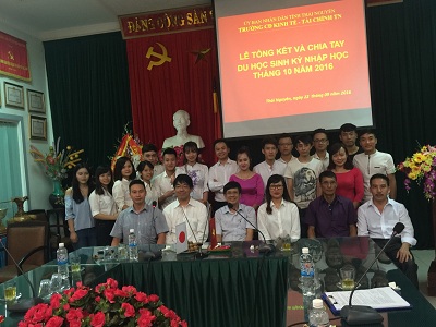 Trường Cao đẳng Kinh tế - Tài chính Thái Nguyên tổ chức lễ chia tay du học sinh K5 đi du học tại Osaka – Nhật Bản đợt nhập học tháng 10.2016 ngày 22.9.2016